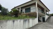 PRÉDIO URBANO COMPOSTO POR CASA DA HABITAÇÃO - LEIRIA - POMBAL 