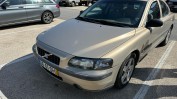 VOLVO modelo S60 do ano 2001