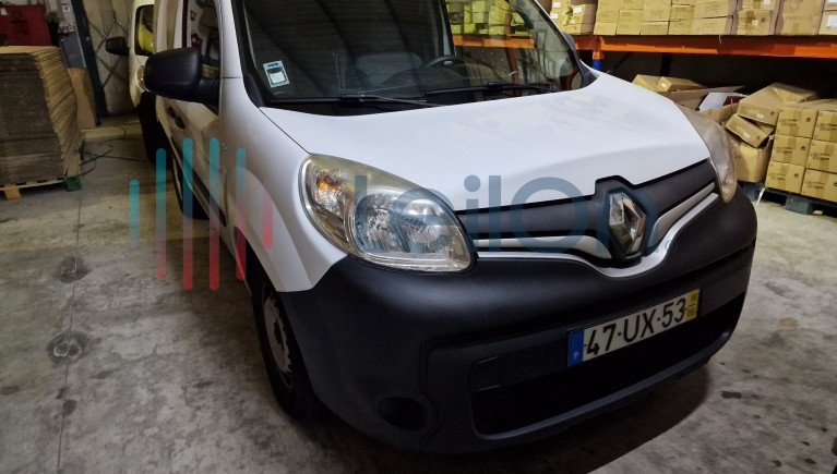 LOTE 12 - RENAULT KANGOO do ano de 2018